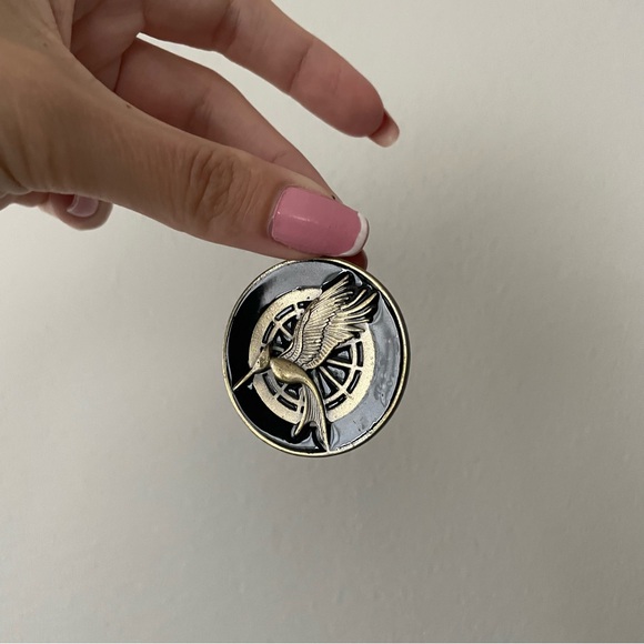 Mockingjay Necklace Pendant - Picture 5 of 5